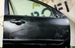 Дверь передняя правая для Ford Focus (I) I