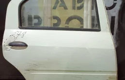 Дверь задняя правая Renault Logan