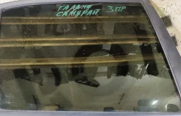 Стекло двери задней правой Mitsubishi Galant VIII