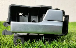Ручка двери внутренняя правая  Ford