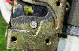Замок двери задней левой для Ford Focus (I) I