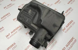 Корпус воздушного фильтра для Nissan X-Trail 2012 года на фотографиях