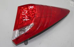 Фонарь внешний правый HONDA Civic IX (2011—2015)
