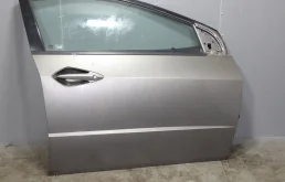 Дверь передняя правая HONDA Civic VIII (2005—2009)