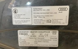 Капот для Audi Q7 2012 года на фотографиях