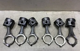 Поршень с шатуном Nissan Pathfinder R51 V9X 3.0