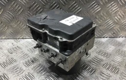 Блок ABS Audi A4 B7 (2004-2008) дизель 3.0 TDI Механика Седан