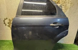 Дверь задняя левая на Ford Focus 2 рест