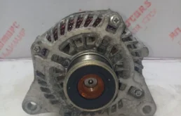 Генератор для Mazda CX 5 на фотографиях