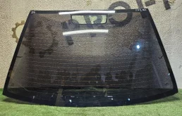 Стекло заднее на Ford Focus 2 седан