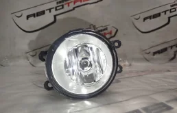 ТУМАНКА TOYOTA DAIHATSU SUBARU LEXUS ПРАВАЯ 812100D041  D137