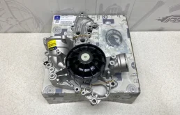 Помпа Mercedes-benz W222