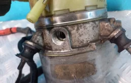 Насос ГУР для Opel Astra 2005 года на фотографиях