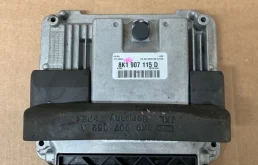 Блок управления двигателем Audi A4 B8