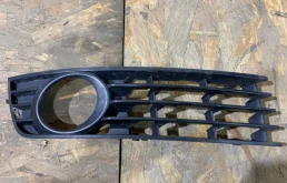 Решетка птф Audi A4 2000-2006 B6