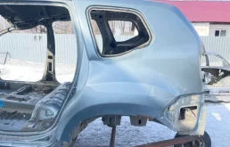 крыло Renault Duster 2012 HSM F4RA400