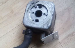 Радиатор масляный vag 059117021c