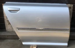 Задняя правая дверь audi a8 d3 4e0833052c