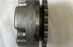 Регулятор фаз впуск audi 4.2 fsi 06e109083l