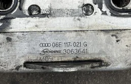 Масляный радиатор a4 3.2 a6 3.2 a8 3.2 06e117021g