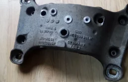 Кронштейн акпп audi a8 4e0399231n