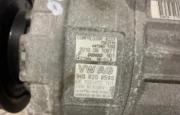 Компрессор кондиционера для Volkswagen Passat 2010 года на фотографиях