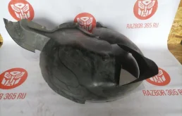 Крылья для Volkswagen Touran 2008 года на фотографиях