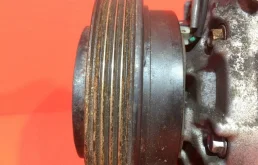 Компрессор кондиционера для Volkswagen Passat 2003 года на фотографиях