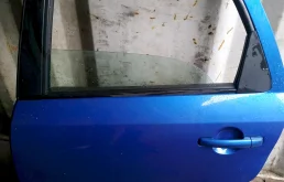 Двери для Suzuki SX4 на фотографиях