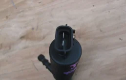 Мотор омывателя лобового стекла для Mazda CX 5 2014 года на фотографиях