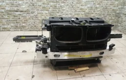 Панель радиатора (телевизор) для BMW X3 на фотографиях