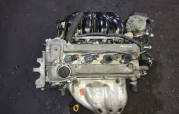 Двигатель для Toyota RAV4 2008 года на фотографиях