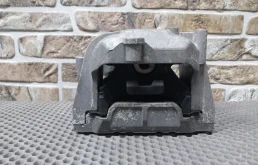 Подушка двигателя Seat Altea 2006