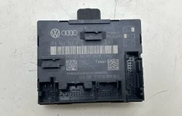 Блок управления двери Audi Q7 4L