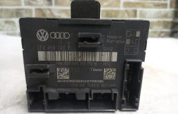 Блок управления дверьми Audi A6 2012 C6