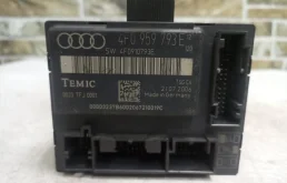 Блок управления дверьми Audi A6 2006 C6