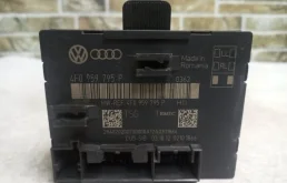 Блок управления дверьми Audi A6 2012 C6