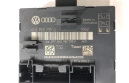 Блок управления дверьми Audi Q7 4L