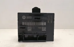 Блок управления двери Audi Q5 2011 8R