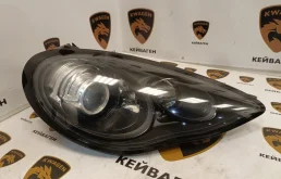 Фара ксеноновая Porsche Panamera 2013 970