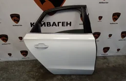 Дверь Audi A8 2011 D4