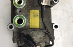 Компрессор кондиционера Ford Fusion 1 2002-2012 4588121 FYJA
