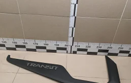 Накладка стекла переднего правого Transit 2006-2013