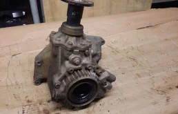 Раздатка для Nissan X-Trail 2001 года на фотографиях