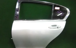 Дверь задняя левая желательно черная для Lexus GS UZS190 (USA) 2004-2007