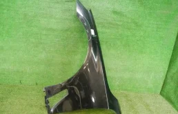 Крылья для BMW 7er 2021 года на фотографиях