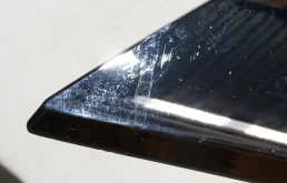 Молдинг крышки багажника для Toyota Corolla на фотографиях