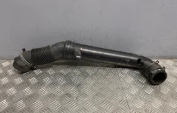 Патрубок воздушного фильтра Volkswagen Passat B6