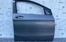 Дверь передняя правая Mercedes-benz 2013 W246