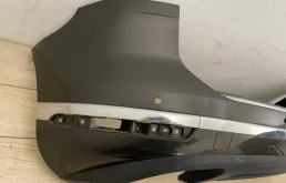 Бампер задний для Volkswagen Touareg 2018 года на фотографиях